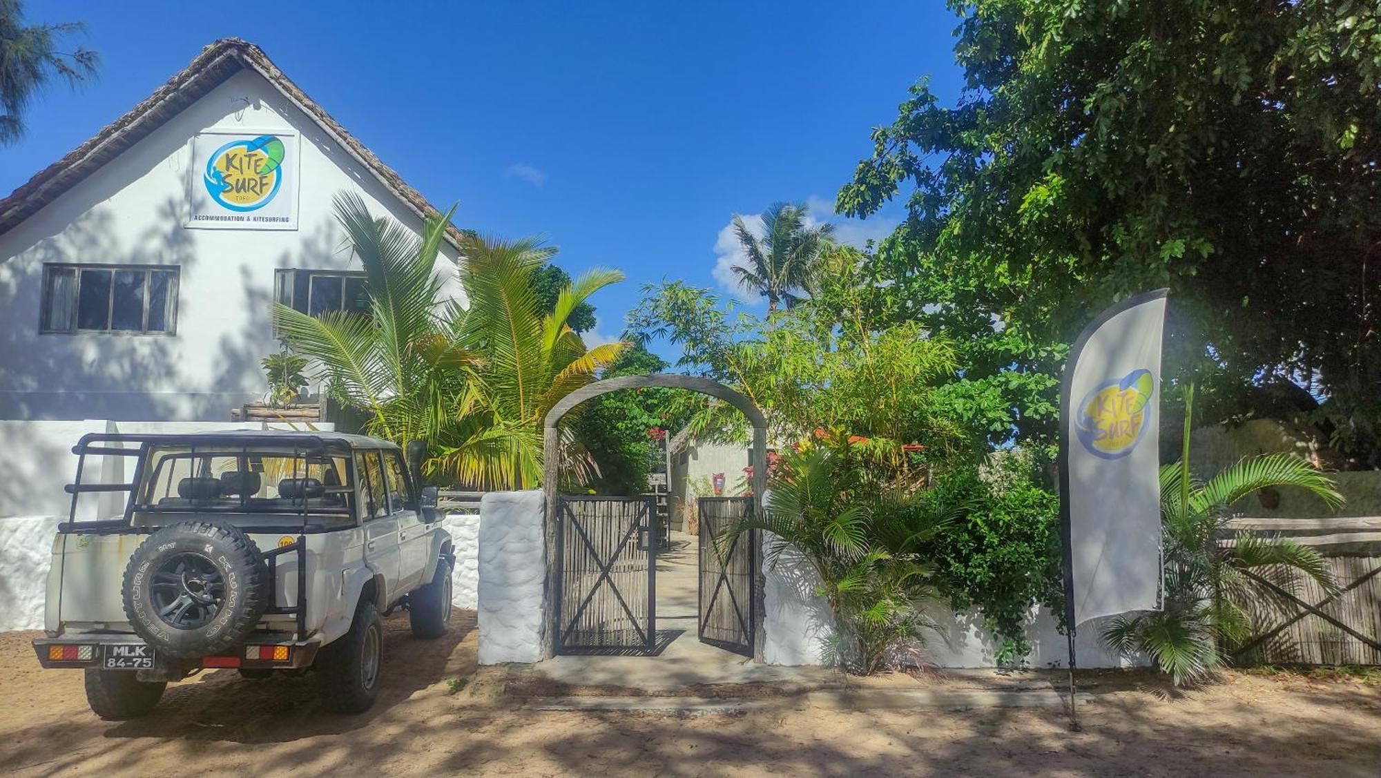 Хостел Kitesurf Tofo House Екстер'єр фото